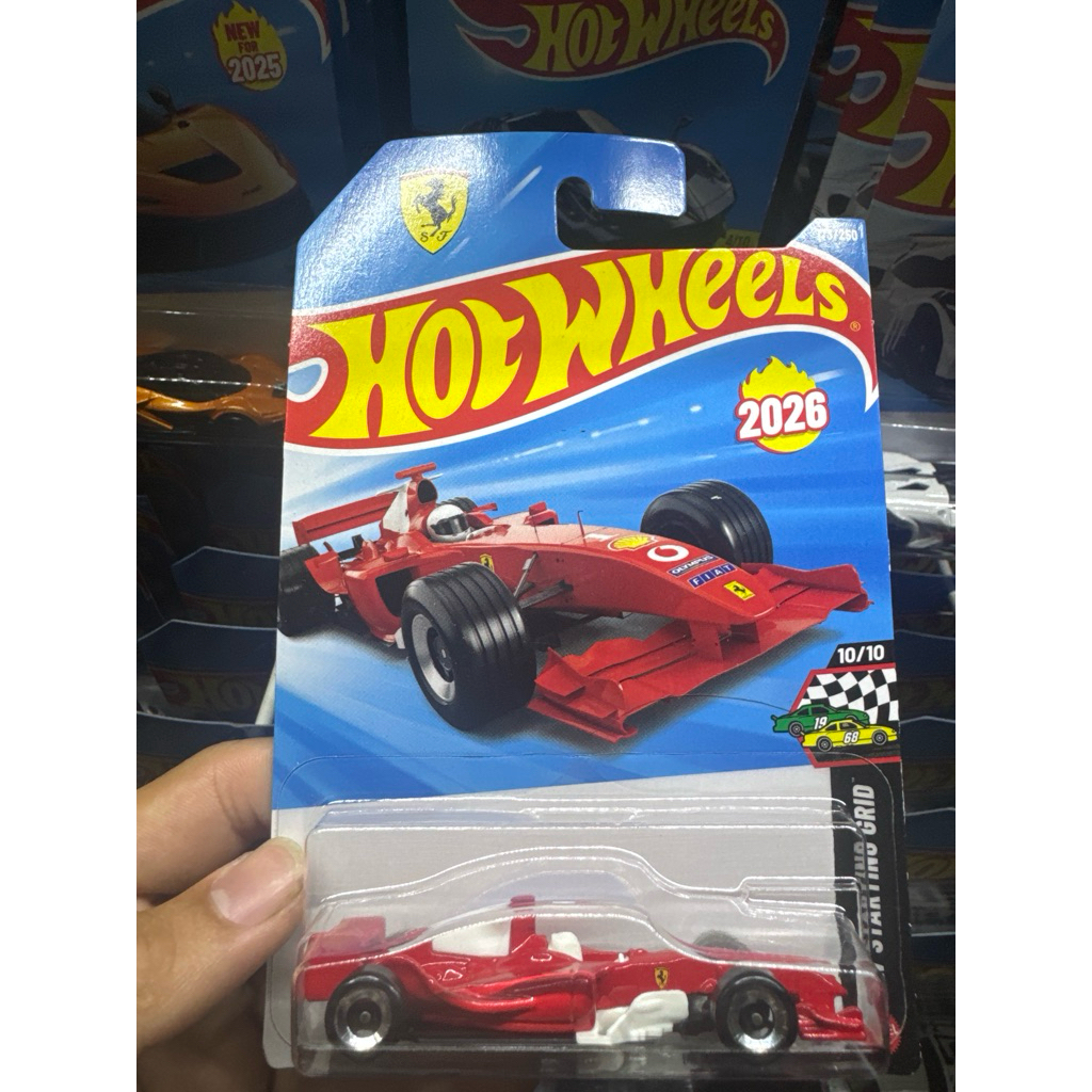 (Có sẵn-Hoả tốc SG) Xe mô hình 1:64 Hotwheels chính hãng Mattel Ferrari F2004