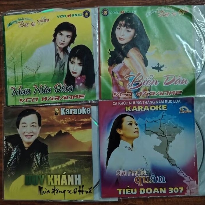 Combo 4 VCD Karaoke trữ tình, quê hương, đất nước