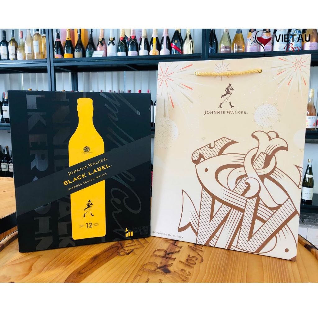 [HÀNG CHÍNH HÃNG] JOHNNIE WALKER Black Label Hộp quà Tết 2026