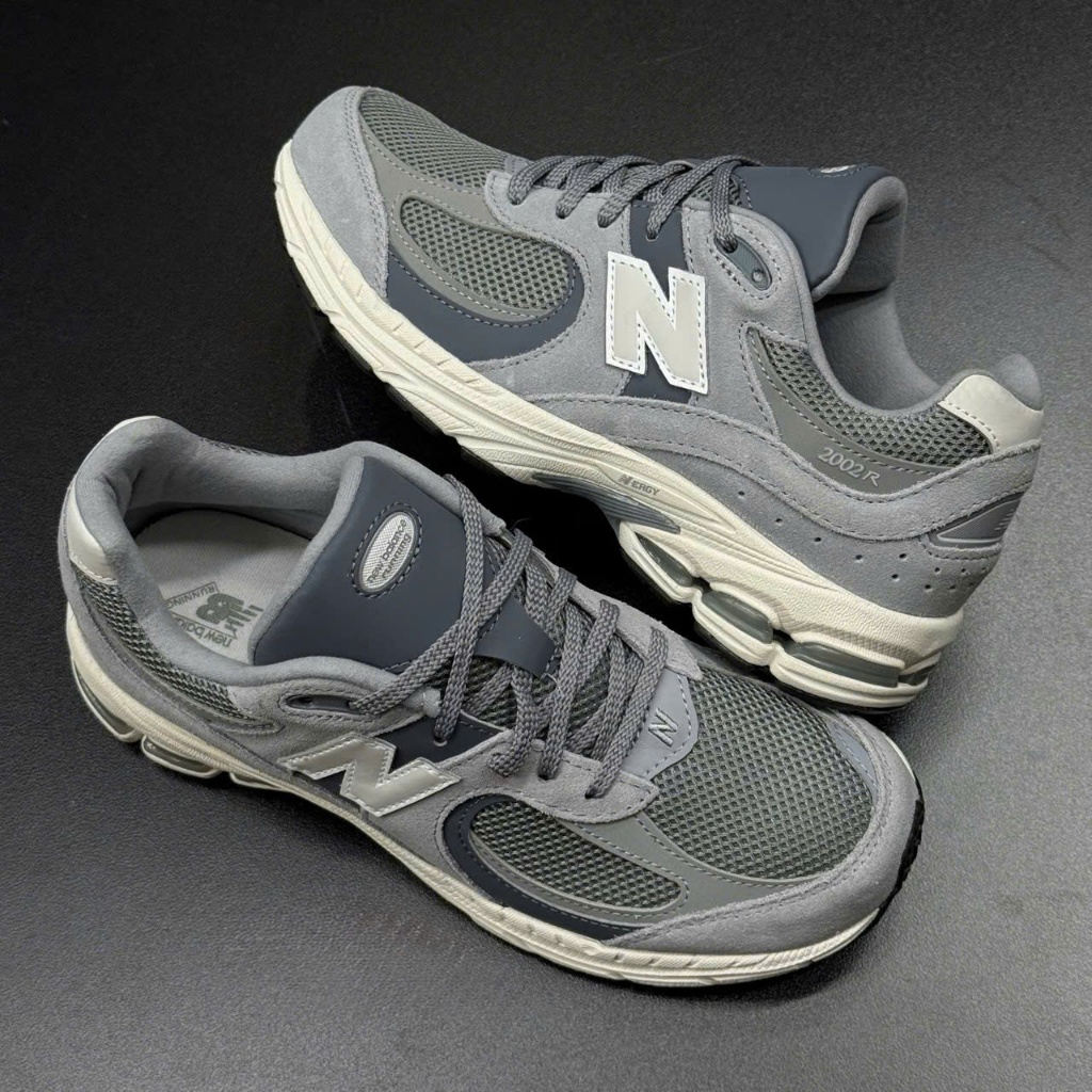 Giày Thể Thao New Balance 2002R Steal Lead - GC2002ST