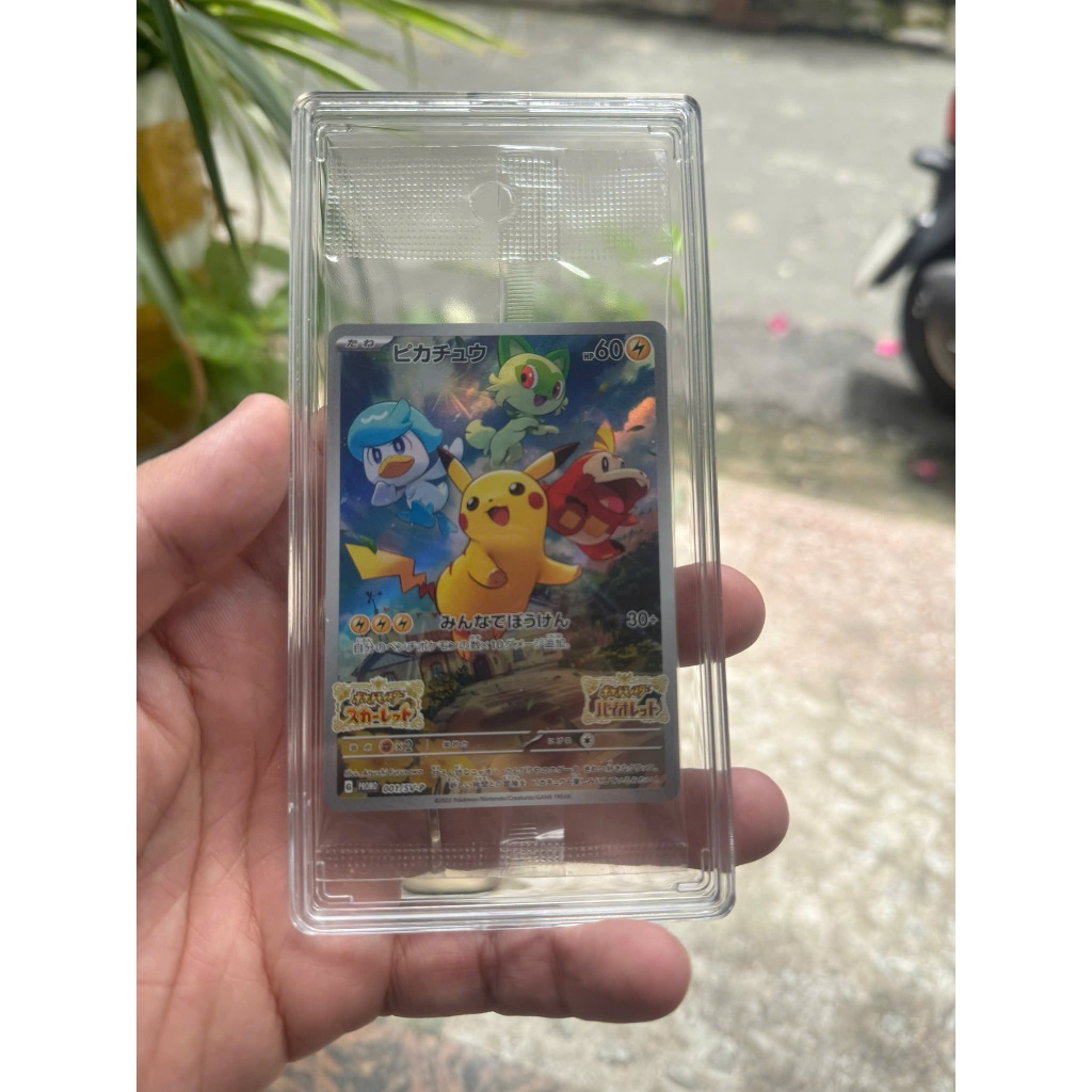 [Chính Hãng] Thẻ Bài Pokémon TCG - Pikachu 001/SV-P Promo Japanese NGUYÊN SEAL KÈM CASE