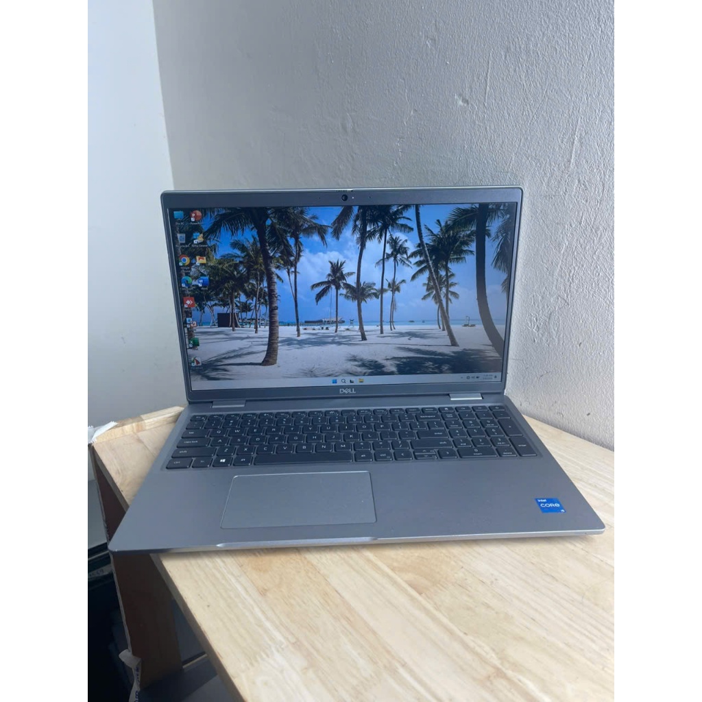 Máy Laptop Dell Latitude 5520 Intel Core i5-1145G7, 8GB RAM, 256GB RAM, VGA Intel UHD Graphics, 15.6