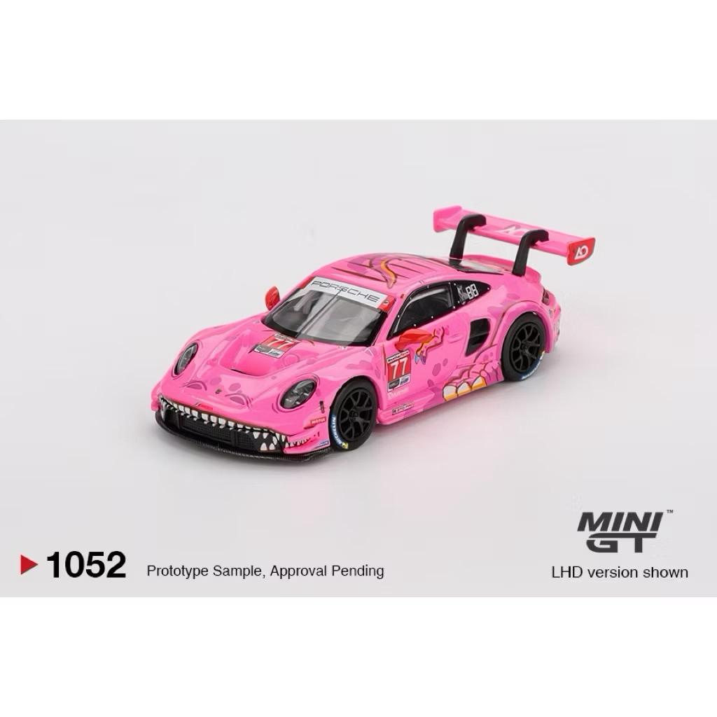 Mini GT 1052 Porsche 911 GT3 R Roxy tai đỏ