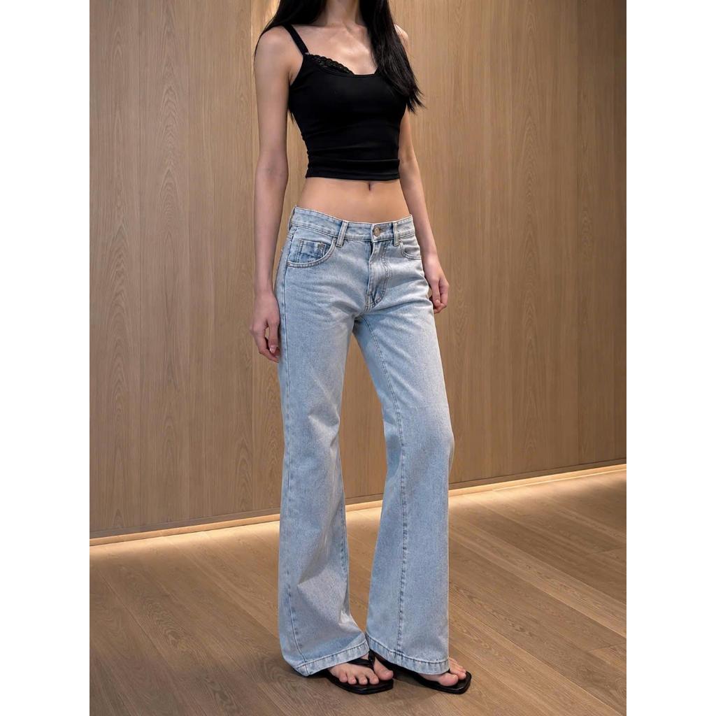 WHOSE x YC1996 Quần Jeans Cạp Trễ Ống Loe Nhẹ - ICE BLUE FLARED JEANS YC1996 MS 3052