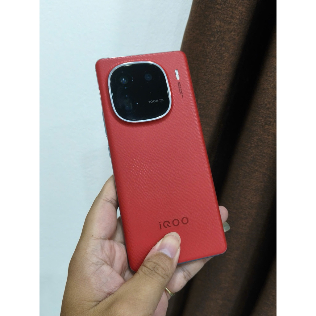 Vivo iQOO 12 PRO 16/256GB CŨ