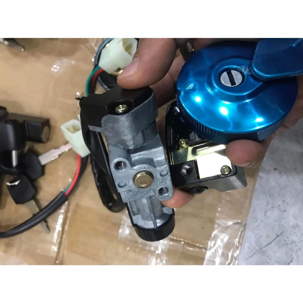 Bộ khoá máy Cub mới(Cub 50cc, Cub học sinh) loại có nắp bình xăng