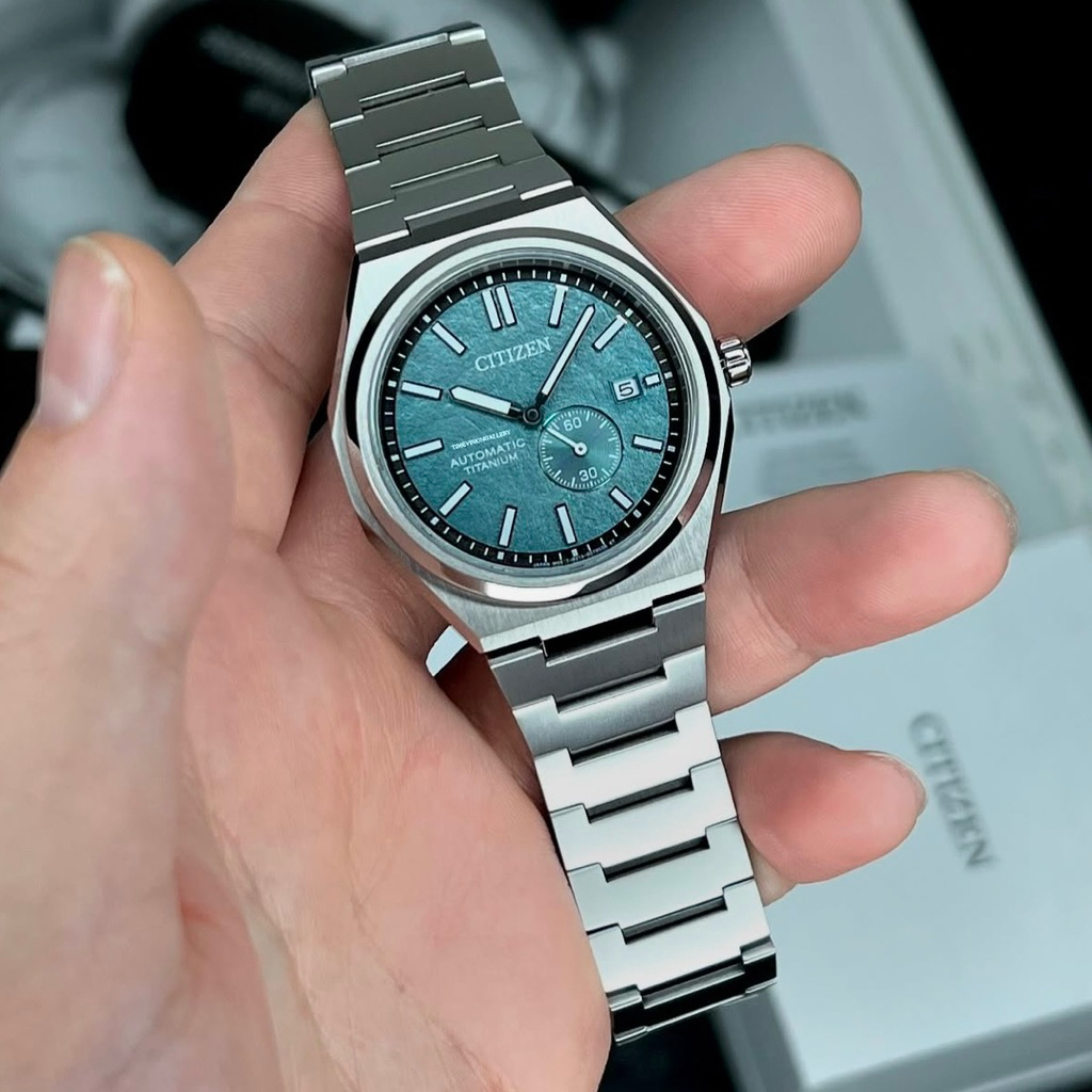 Đồng hồ nam dây thép Citizen Zenshin Automatic Super Titanium Small Second NJ0180-80X