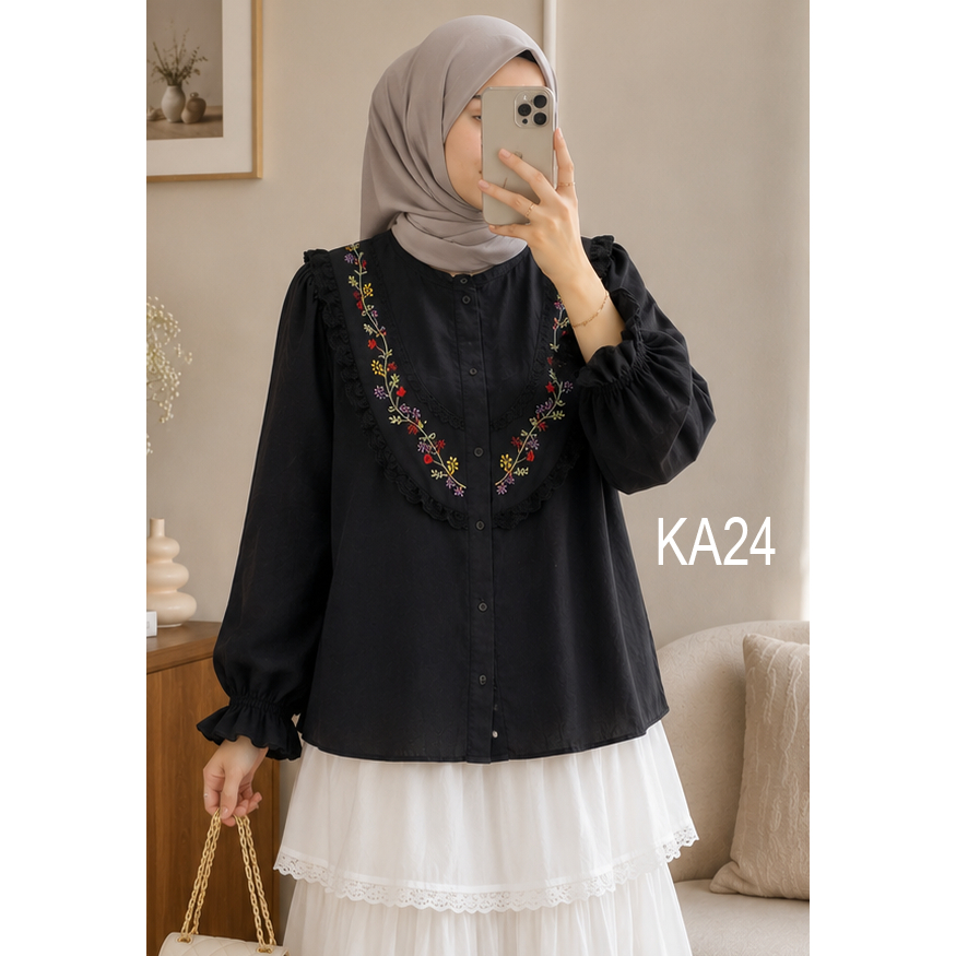 Embroidered Floral Strip Shirt with Lace Collar Kemeja Wanita Sopan CHUU A3952