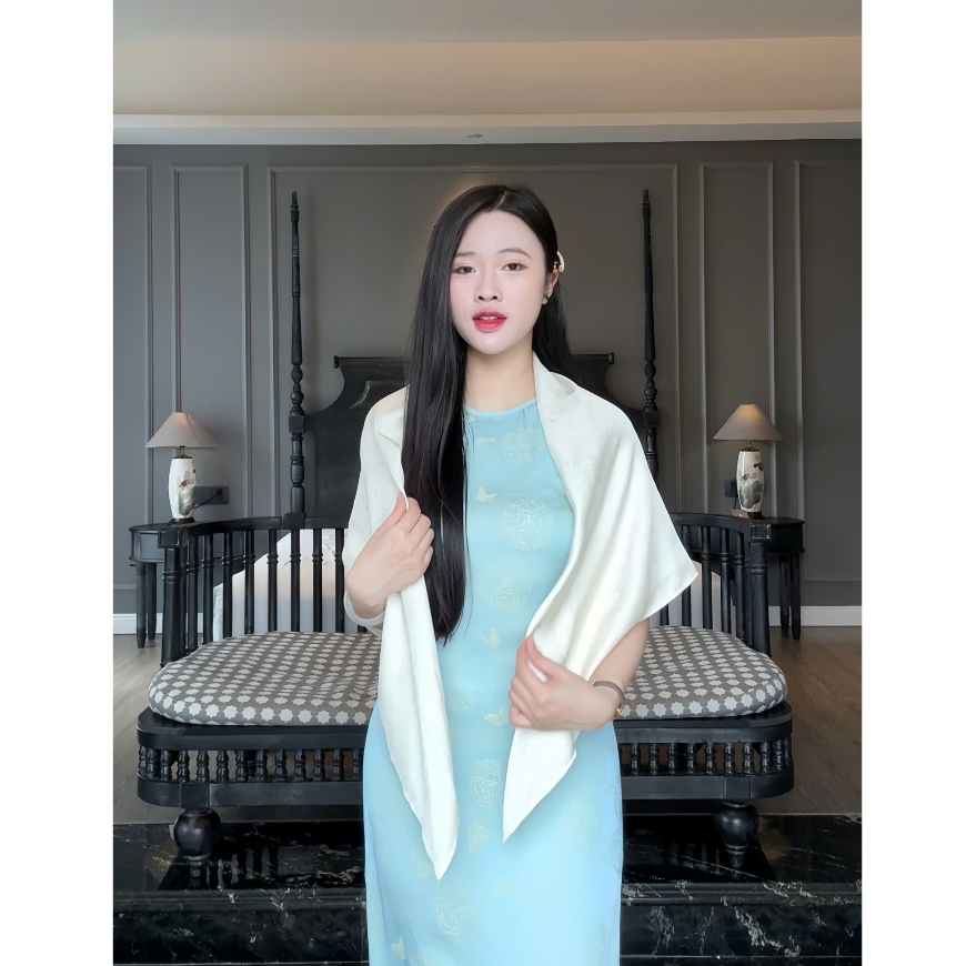 LYC FASHION - Khăn vuông gấm 100x100