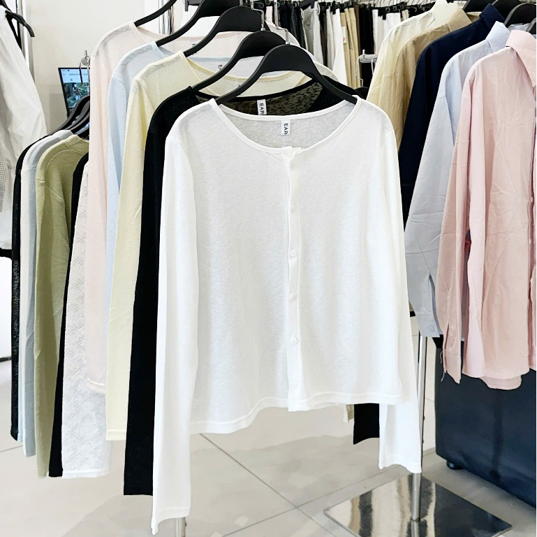 (ẢNH OLDSCHOOL) Áo khoác cardigan thun giấy cúc cài A3738 Shiro Cardigan. | BigBuy360 - bigbuy360.vn