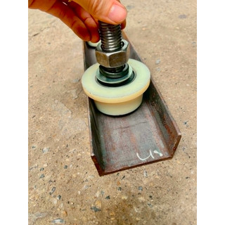 Bánh xe thang hàng,thang máy nhựa u8