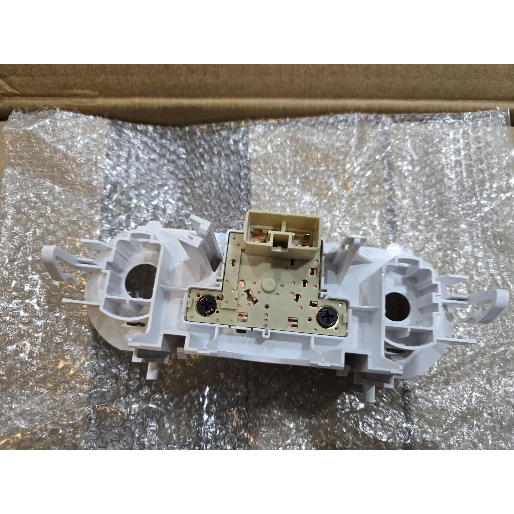 Khung + bảng mạch điều khiển điều hoà cho Inova, Fortuner, Hilux hàng đẹp