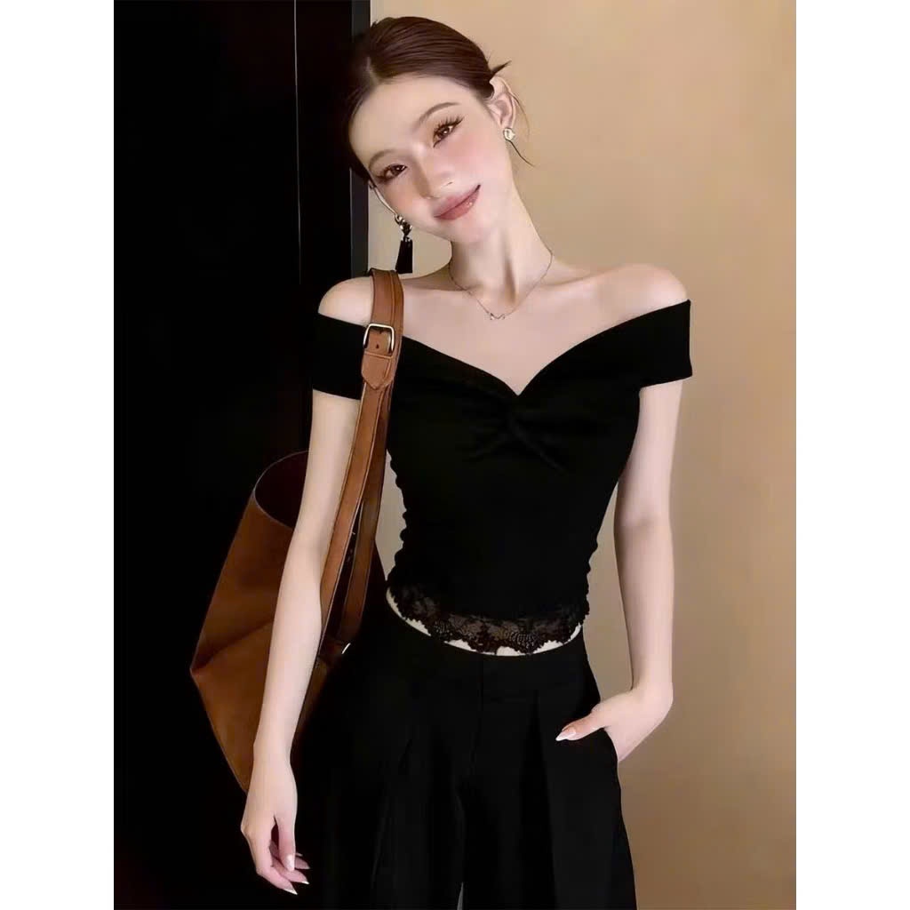 Áo trễ vai nữ tay ngắn thiết kế xoắn ngực viền ren vải cotton mịn co giãn A275 SUTANO | BigBuy360 - bigbuy360.vn