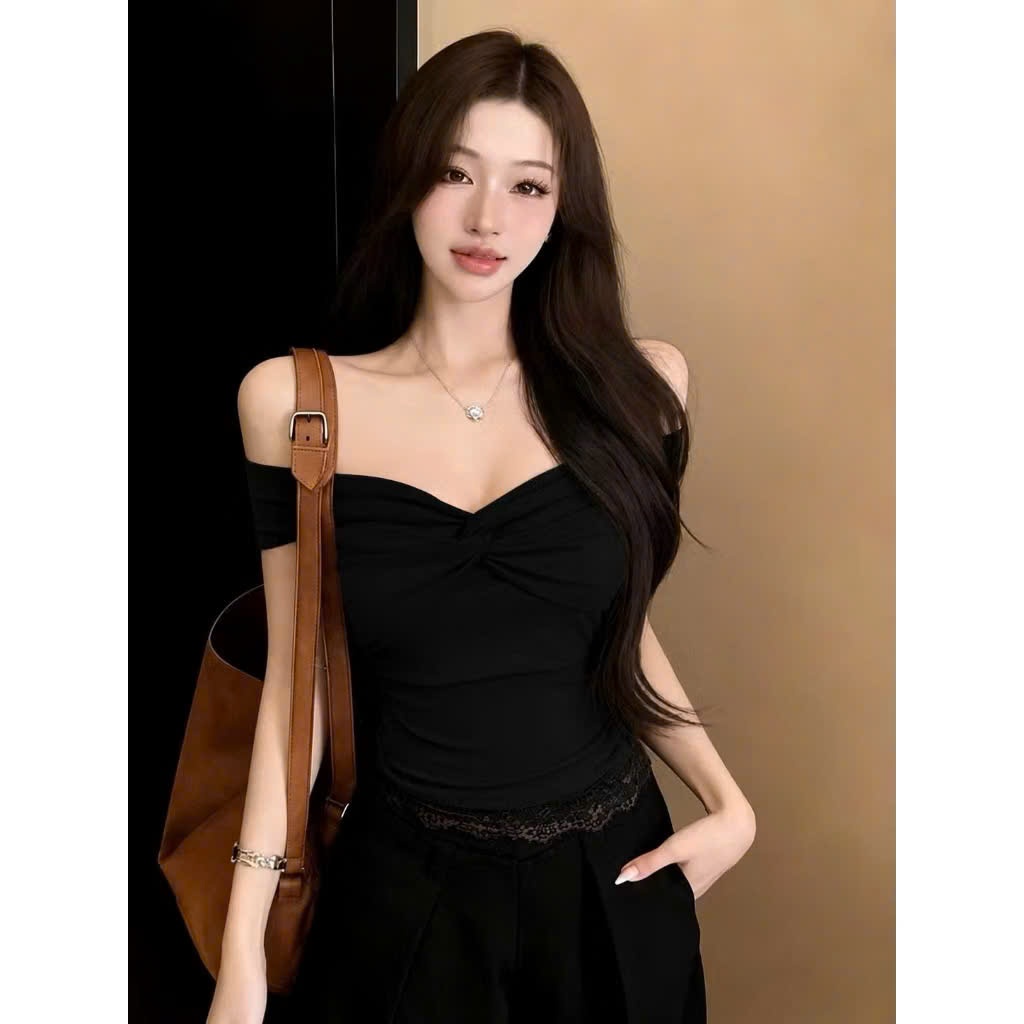 Áo trễ vai nữ tay ngắn thiết kế xoắn ngực viền ren vải cotton mịn co giãn A275 SUTANO | BigBuy360 - bigbuy360.vn