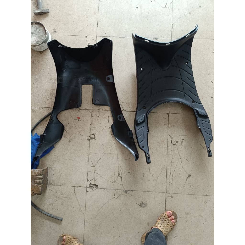 nhựa gầm sàn xe zip, nhựa trên sàn zip và nhựa dưới gầm xe Piaggio zip 100