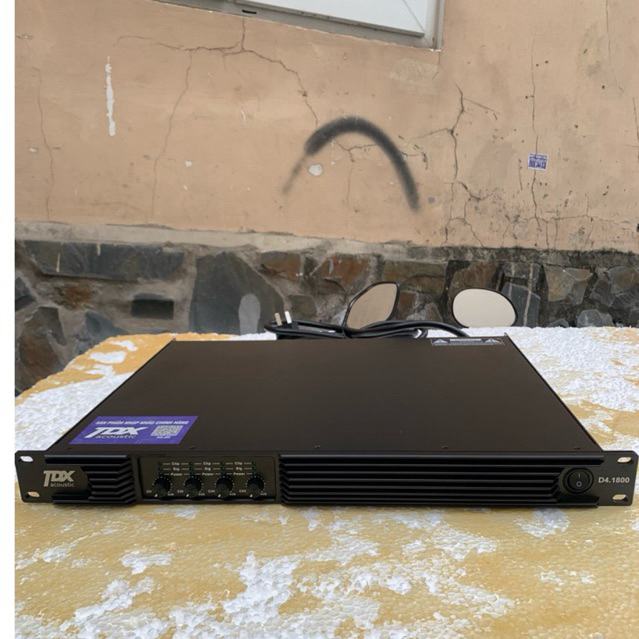 Cục Đẩy 4 Kênh TDX Acoustic Model D4.1800. ( Công Suất 1800/ Kênh )