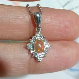 Dây chuyền vintage đá Opal si nhật