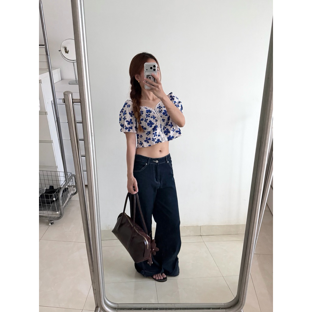 Áo kiểu Hàn crop top hoa nhí xắnh cobalt lưng bo chun hướng French Chic (tli)