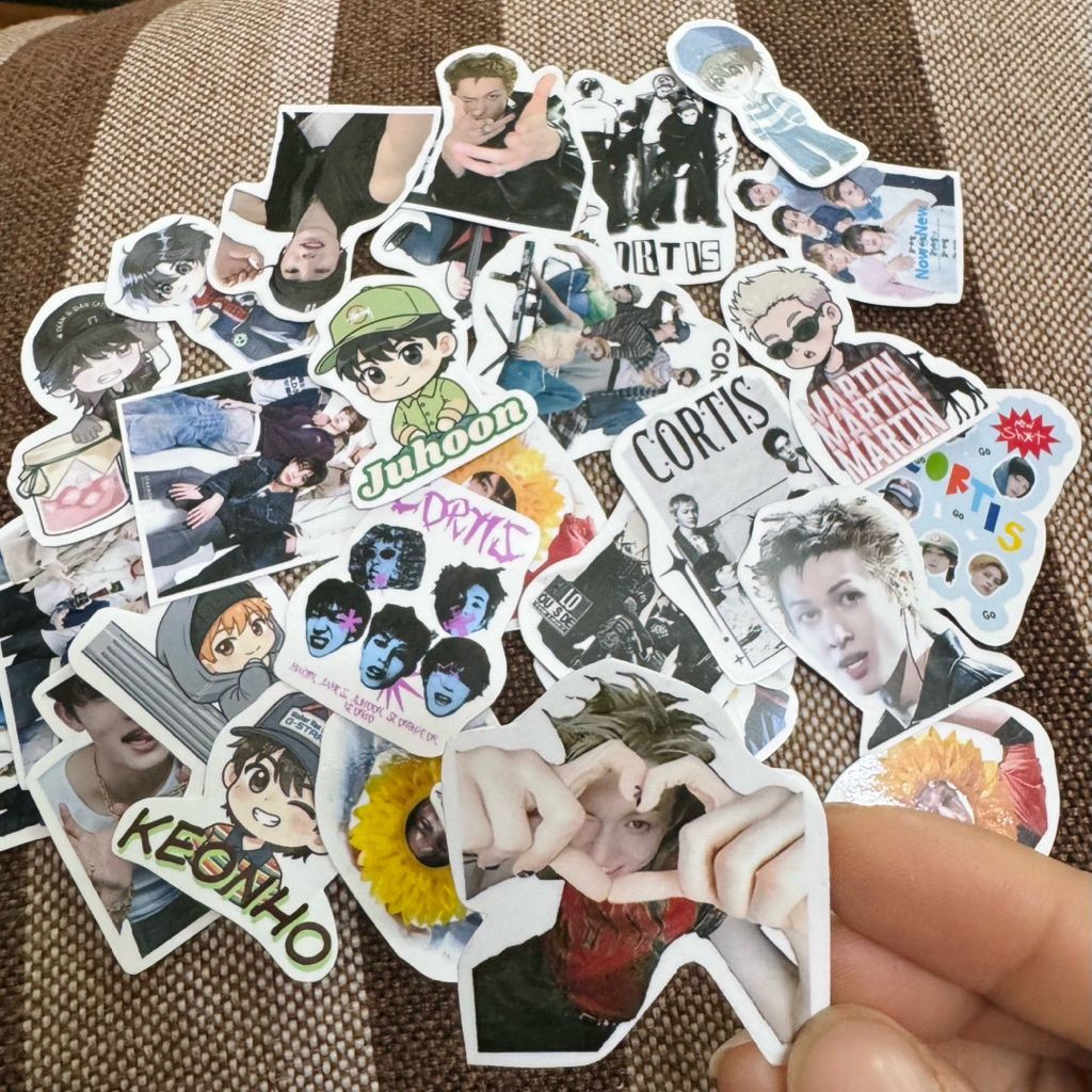 Sticker Cortis , Martin ,juhoon , keonho , James ,Seonghyeon / hình dán Martin Cortis / Sticker Jame