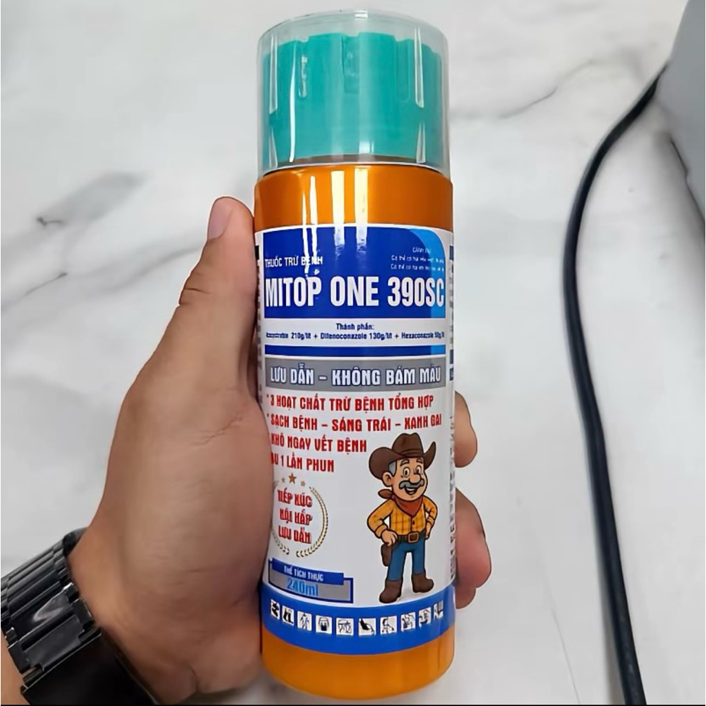 Rửa bông cháy lá mitop one 390sc 240ml