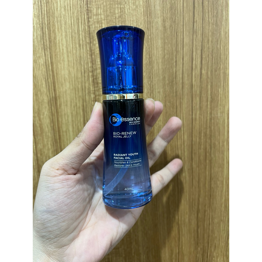 Dầu dưỡng da Bio-Essence Bio-Renew Royal Jelly Radiant Youth Facial Oil (40ml)
