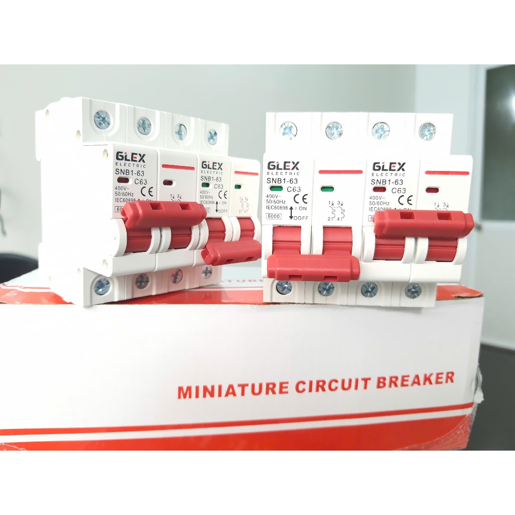 Cầu dao đảo chiều 2P 63A SNB1 GILEX dạng aptomat chịu tải lớn át đảo chiều cb đảo chiều