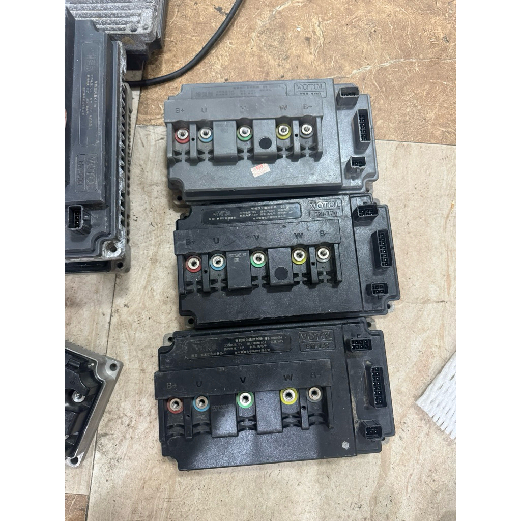 ic 100s cũ hoạt động tốt kèm giắc