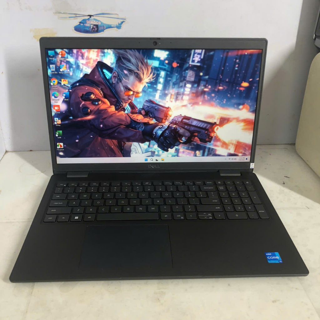 Máy Laptop Dell Latitude 3520 Intel Core i5 1145G7, 8gb ram, 256gb ssd,VGA Intel Iris Xe Graphics 15