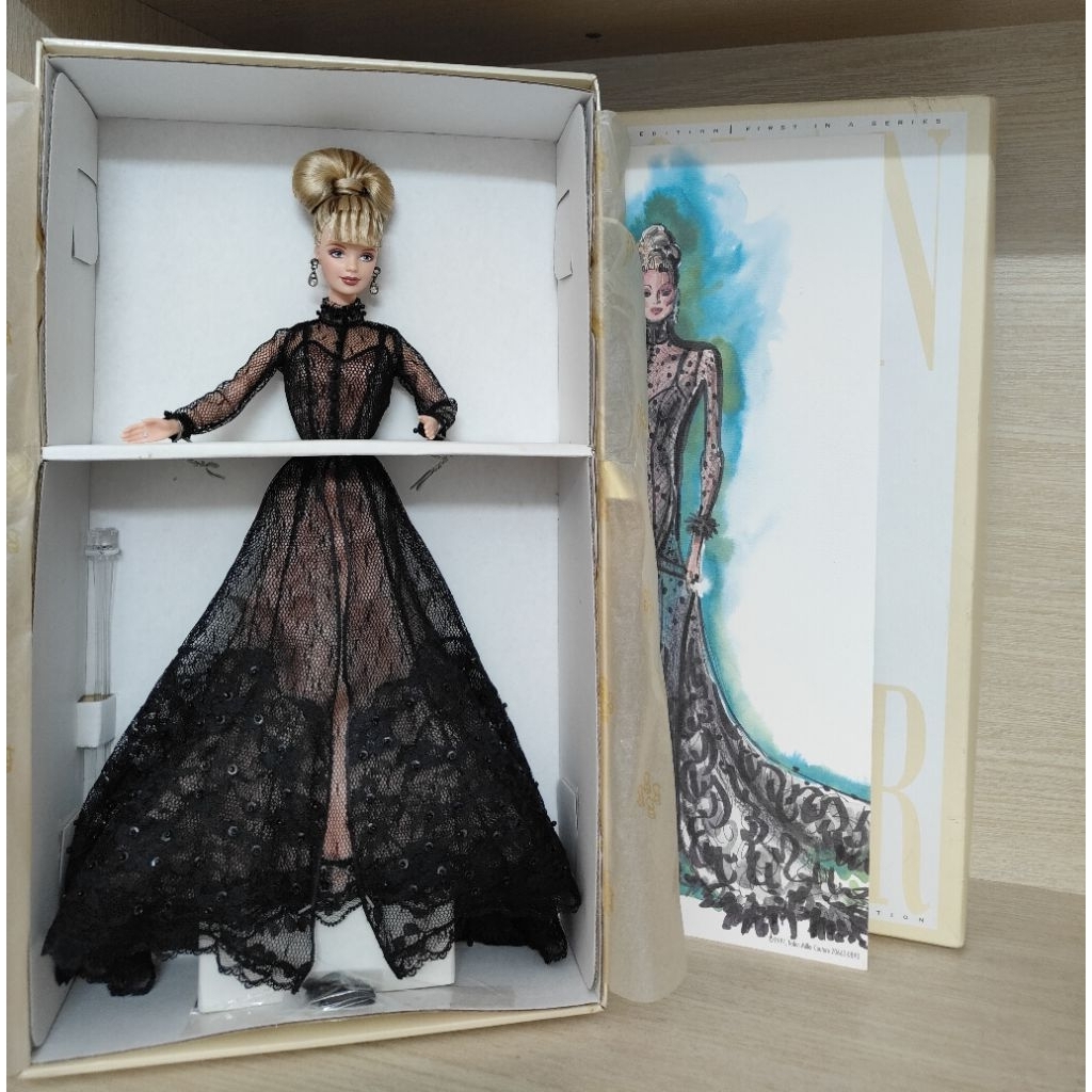 (Worn box) Búp bê barbie doll Nolan Miller