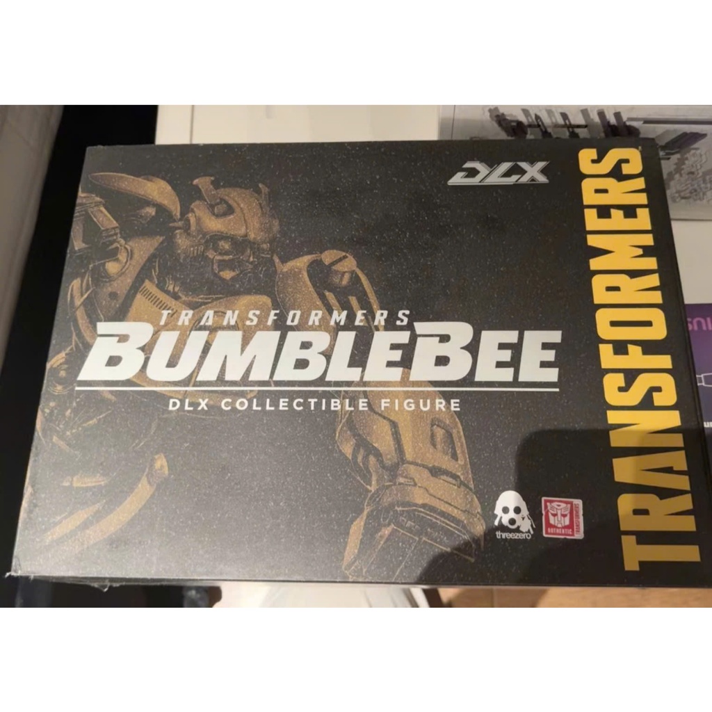 [Có sẵn - Hỏa tốc] Mô hình chính hãng Threezero: Bumblebee DLX (Transformers: Bumblebee)