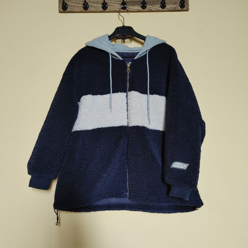 Khoác lông cừu có mũ nam nữ Y-RTSHI unisex hooded jacket