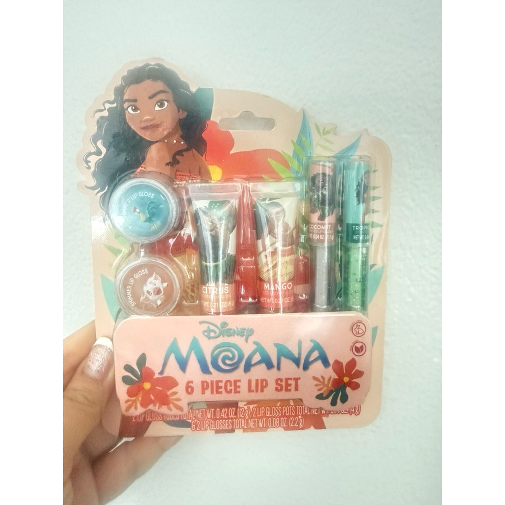 Set 6 son bóng dưỡng môi cho bé Moana 6 piece lip set