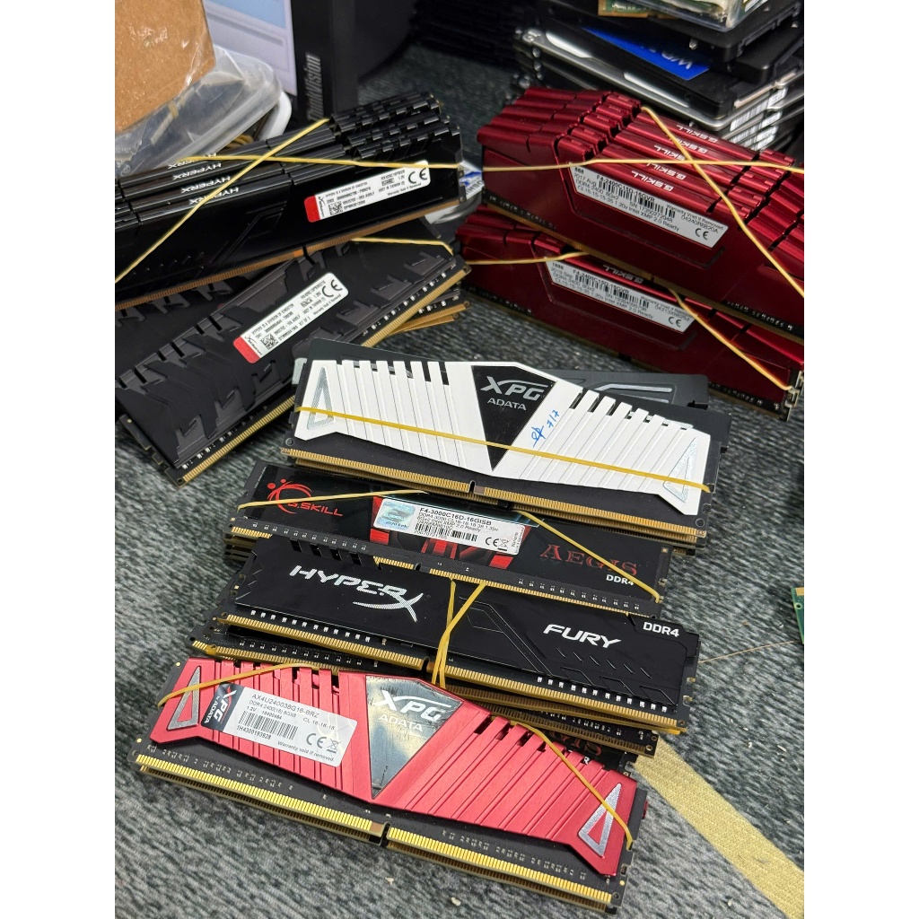 Ram DDR4 (PC4) 8gb, 4gb bus 2666, 2400 và 2133, ram tháo máy có tản nhiệt, bảo hành 12 tháng ( giao hãng ngẫu nhiên)