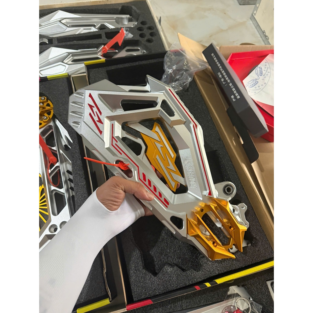 Gắp CNC V5 Mini hàng  REAL HH-Creationt lắp cho xe điện 133, gogo, bản 2025 nét ,....,,,,,,,