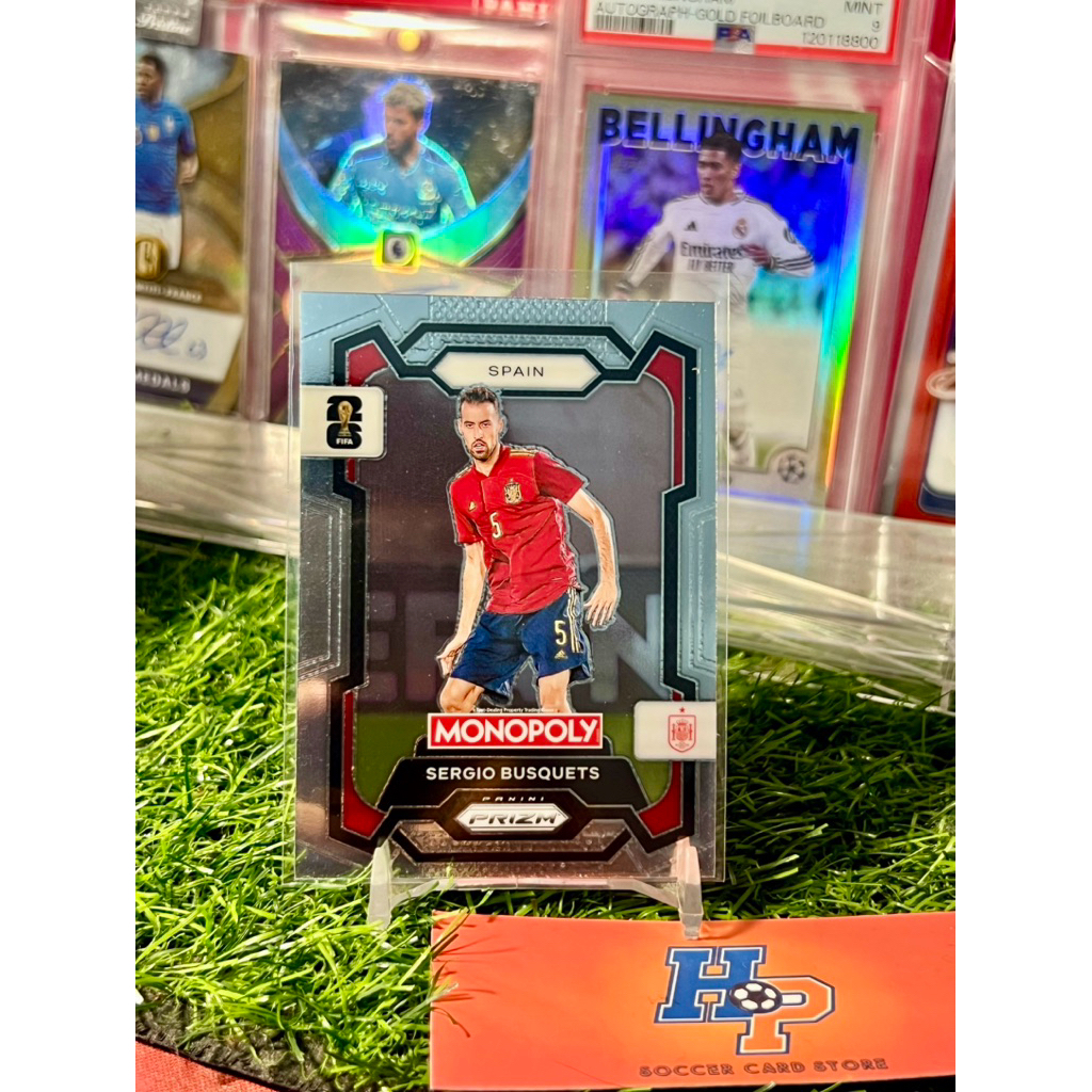 Thẻ bóng đá Sergio Busquets Panini Prizm Monopoly Worldd Cup 2026
