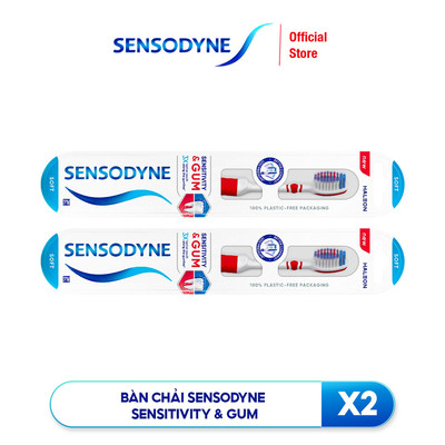 Bộ 2 Bàn chải đánh răng SENSODYNE Sensitive & Gum với lông bàn chải mềm, giúp làm sạch răng nhẹ nhàng và bảo vệ nướu