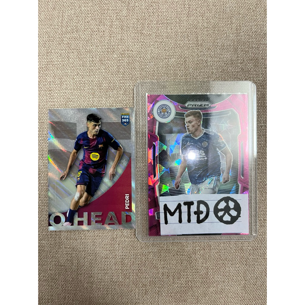 Thẻ Panini Sticker Fifa 365 - Pedri HEAD TO HEAD