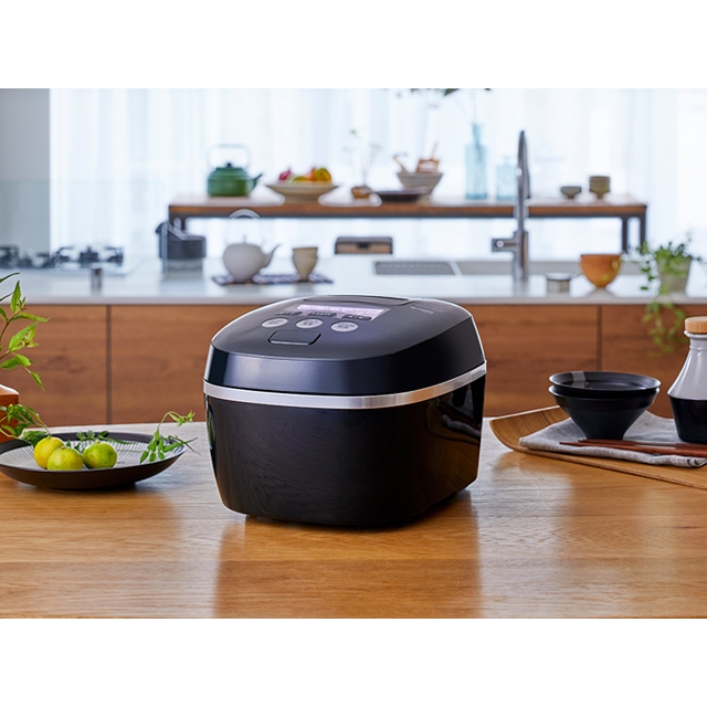 Nồi cơm điện cao tần áp suất Tiger JPC-W10W