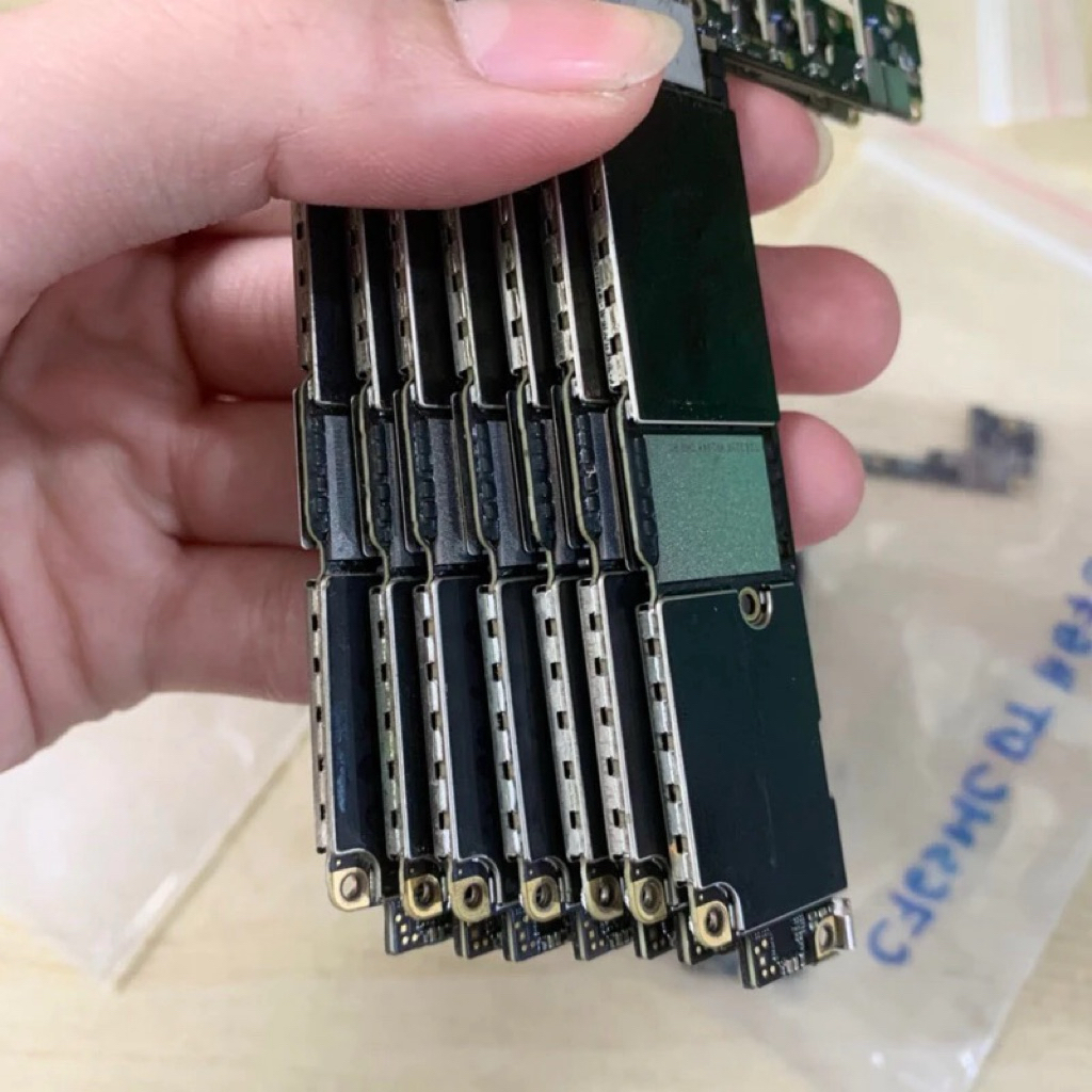 Main Điện Thoại Thay Thế Cho 7G Bypass Zin Full Chức Năng ( Sim , Sạc , Wifi ,…) Hàng Cao Cấp.