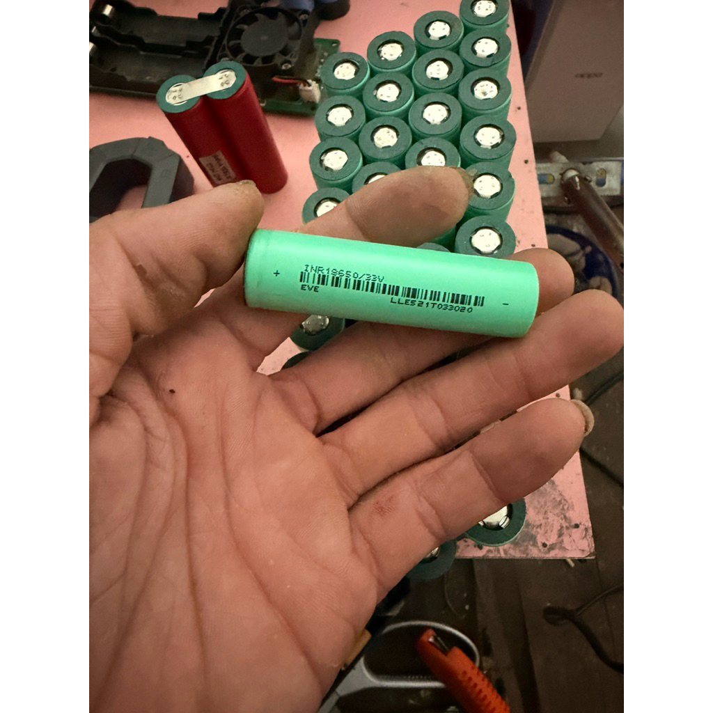 Eve 18650 33v 3200mah