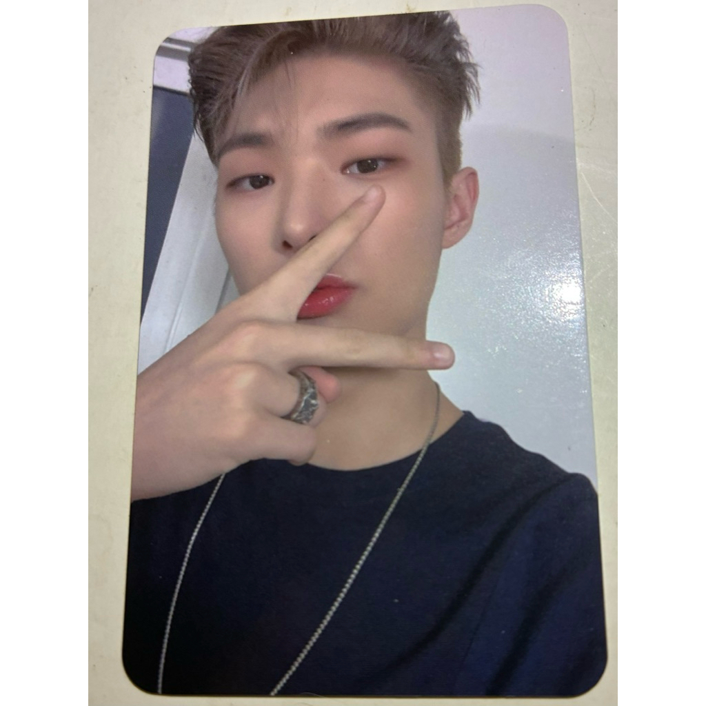 CARD NHÓM NHẠC ATEEZ