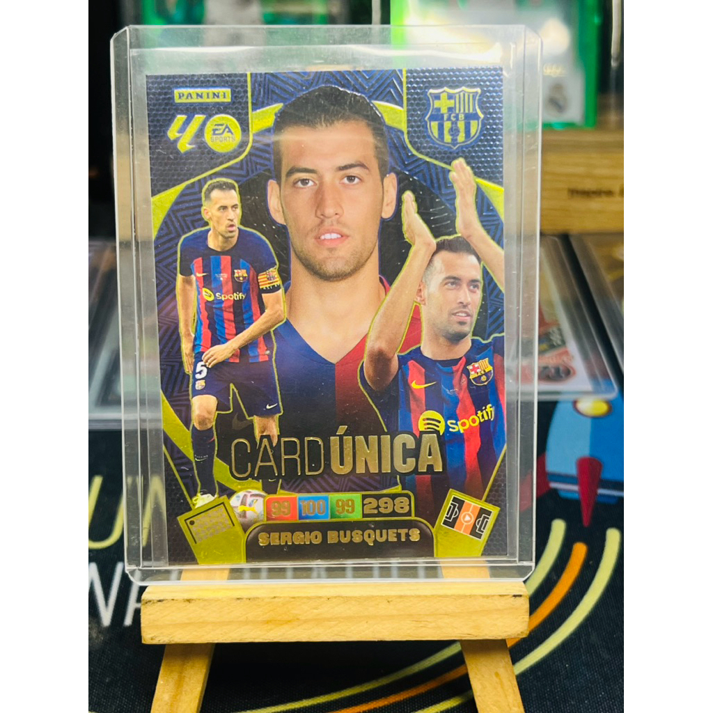 Thẻ bóng đá Sergio Busquets Barcelona Card Unica Panini Adrenalyn XL La Liga 2025/26