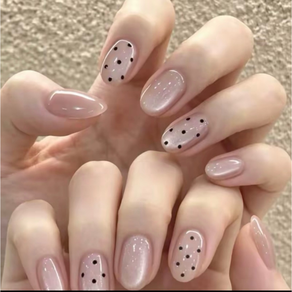 Nailbox thiết kế chấm bi C260