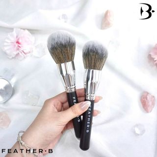 Feather B - M420 Cọ Phủ Phấn Bột Loose Powder