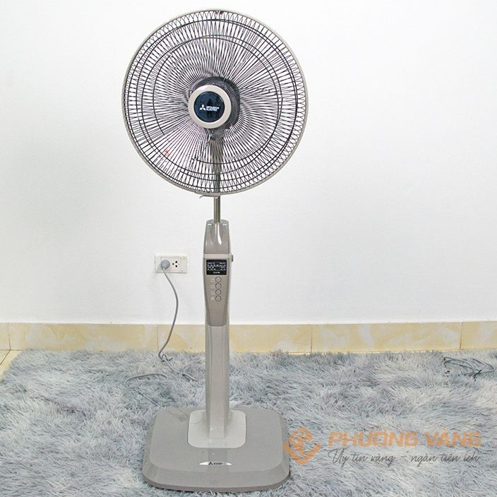 Quạt đứng Mitsubishi LV16-RB SF GY màu xám nhạt, Thái Lan, có remote, hẹn giờ, BH hãng 1 năm (thay t
