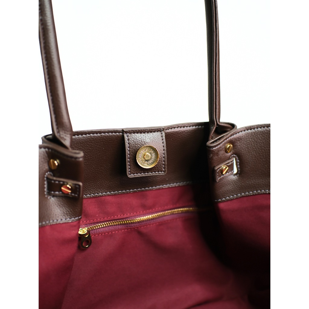 BAGA Goda Size M - Túi Xách Nữ Da PU Mềm, Thiết Kế Tối Giản, Màu Choco (Chưa Kèm Charm, Charm Giảm 30%) | BigBuy360 - bigbuy360.vn