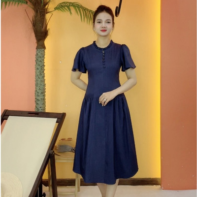Đầm xòe trung niên cho mẹ - Cổ tròn kết nút tay loe - Xanh đen - TTV2091