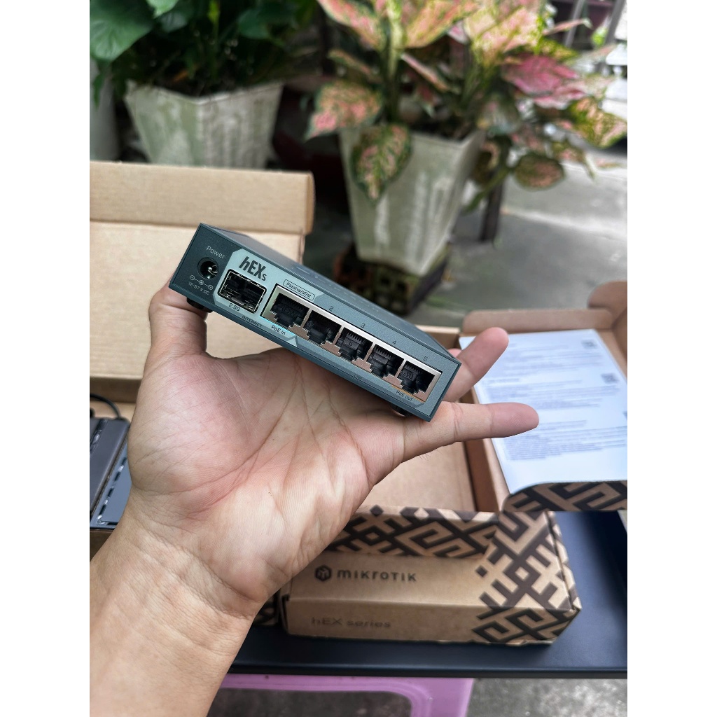 Router Cân Bằng Tải MikroTik hEX S (Mã E60iUGS)