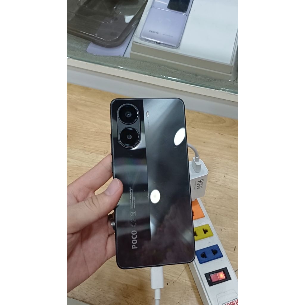 Điện Thoại Like New P0C0 X7 Pro 5G (12/256) Zin Đẹp 98%