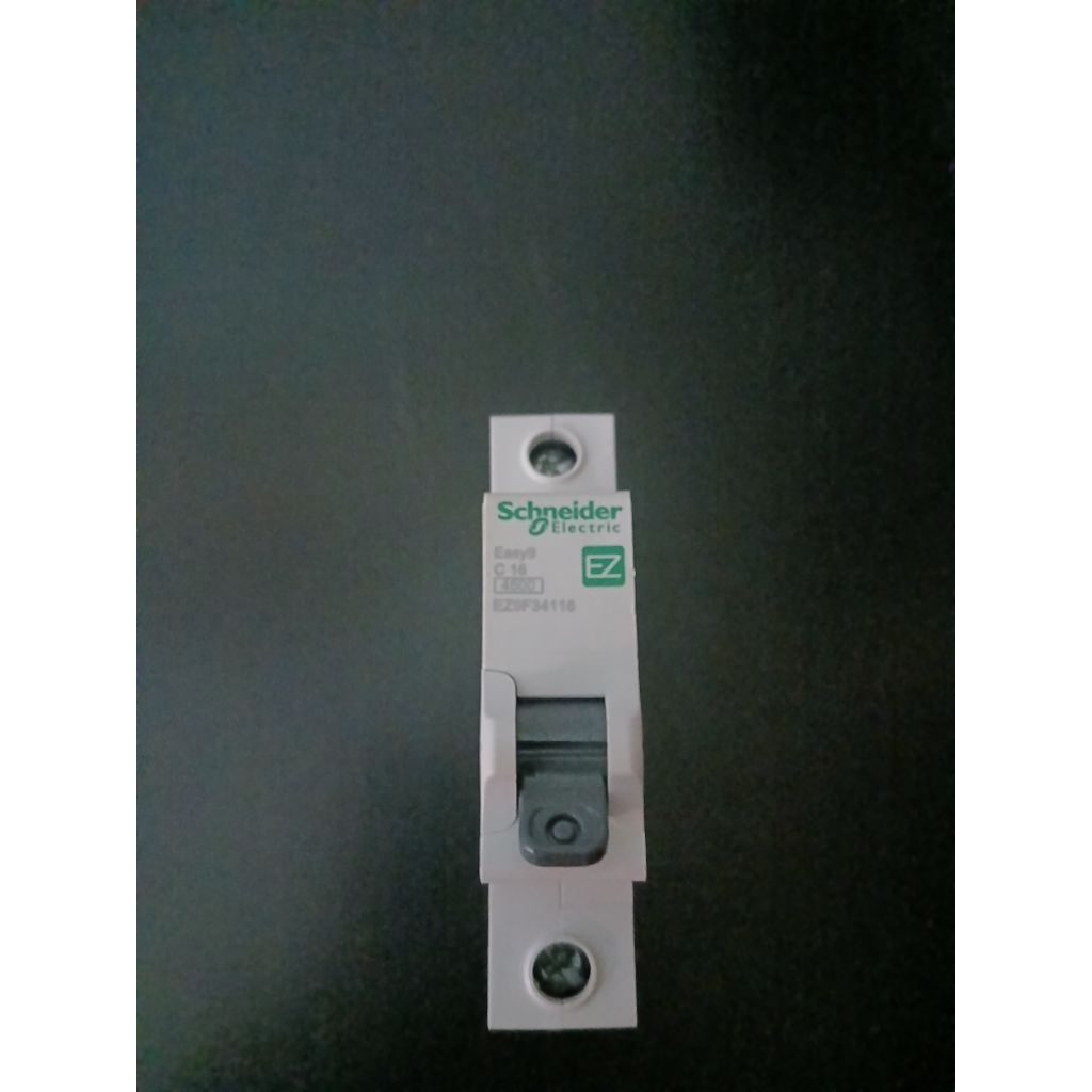 MCB 1P 16A 4.5kA EZ9F34116 Schneider
